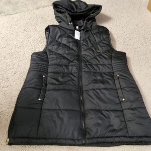 NWT Maurices Black Hooded Longlined Puffer Vest Sz Large